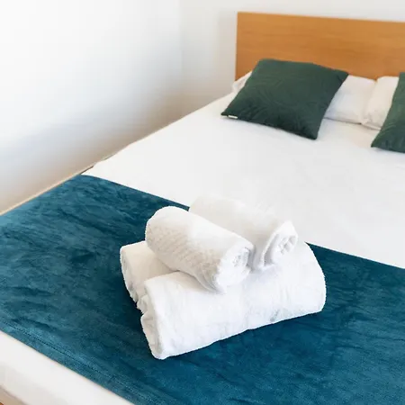 Carnet De Route - Appt Climatise Avec Balcon Apartamento Lyon